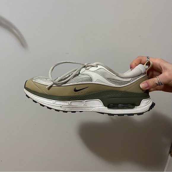 Wmns Air Max Bliss 'Light Bone Phantom - Picture 3 of 9